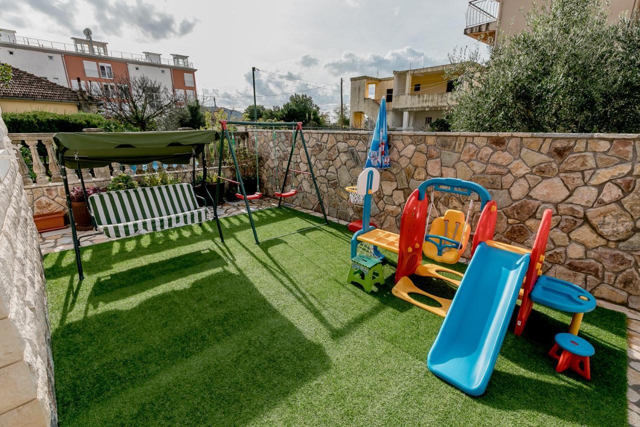 Guest House Villa Zivanovic Herceg Novi Ngoại thất bức ảnh