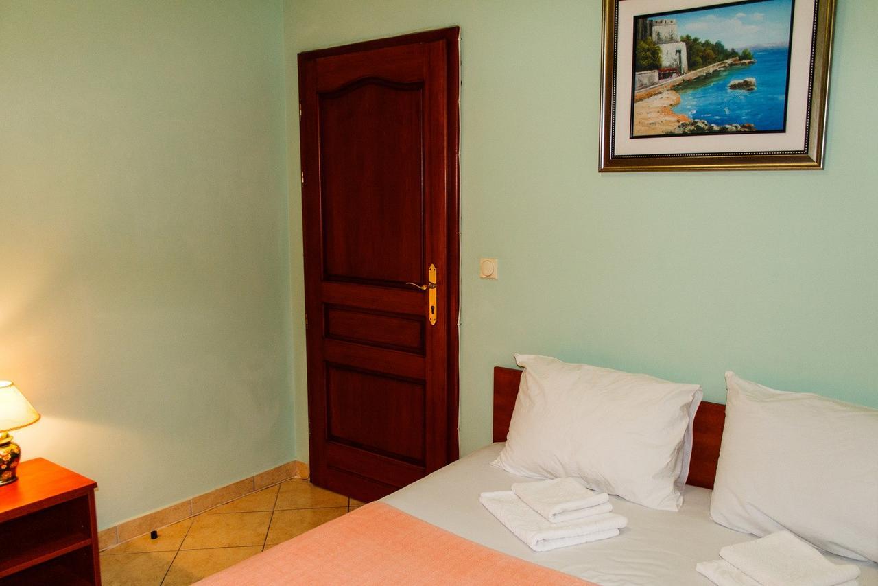 Guest House Villa Zivanovic Herceg Novi Ngoại thất bức ảnh
