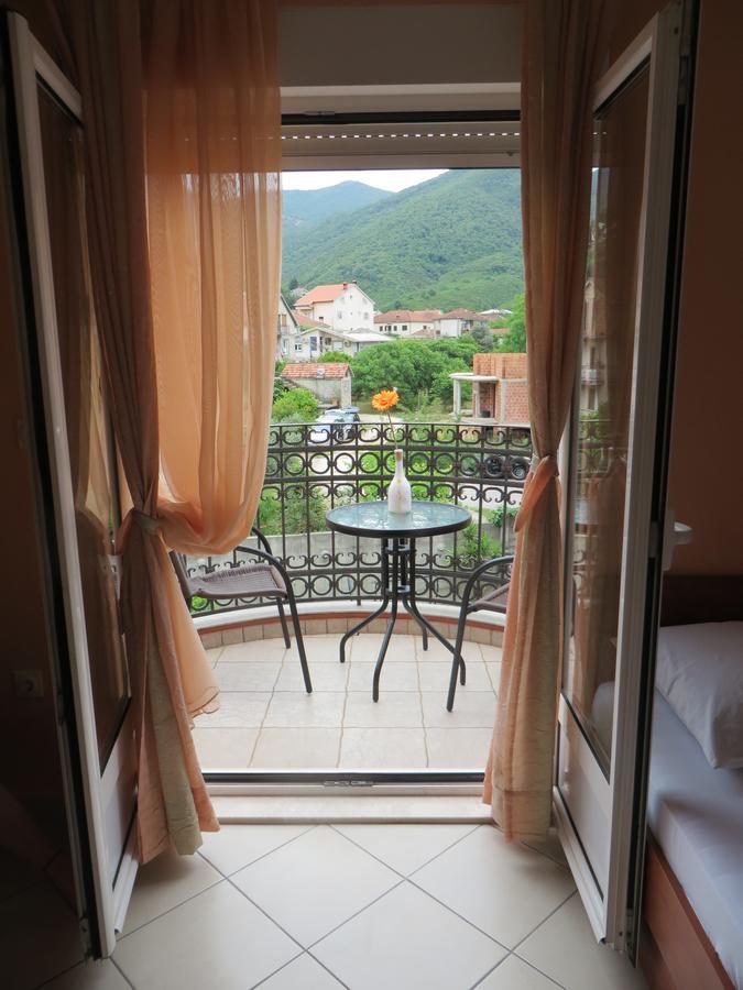 Guest House Villa Zivanovic Herceg Novi Ngoại thất bức ảnh